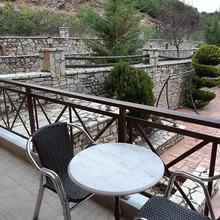 Ariadni Kalavryta Exterior photo