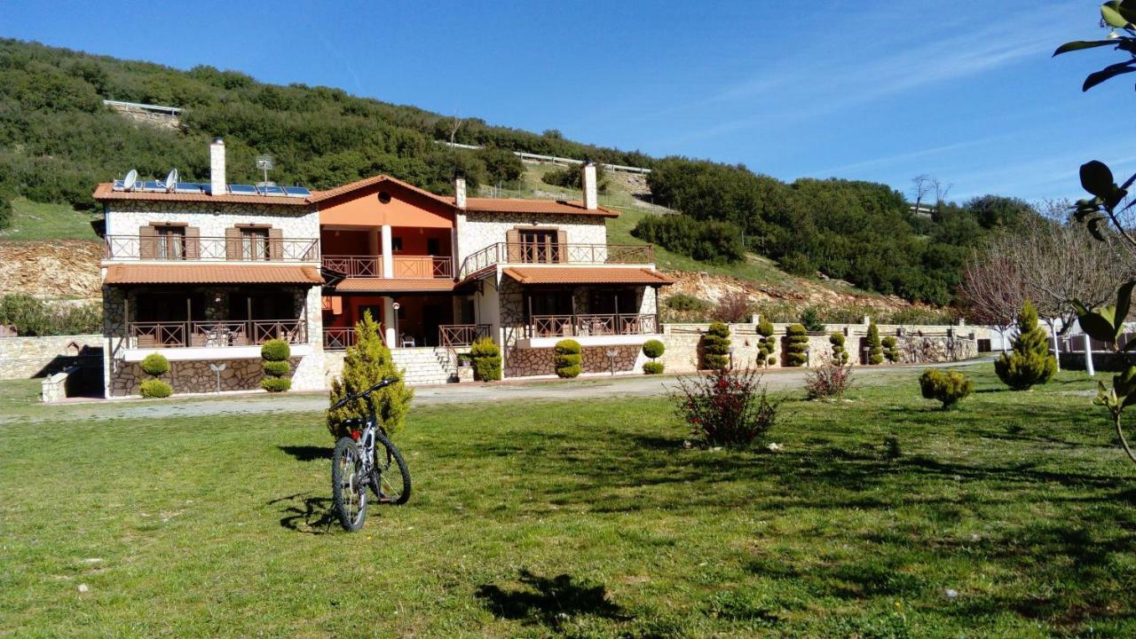 Ariadni Apartment *
